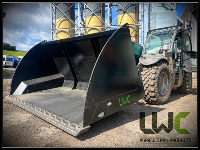 Farmers Weekly - High Tip Bucket