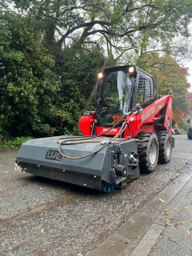 Farmers Weekly - Skid Steer Sweeper