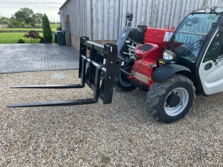 Telehandler Floating Pallet Forks 14