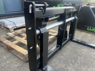 Telehandler Floating Pallet Forks 4