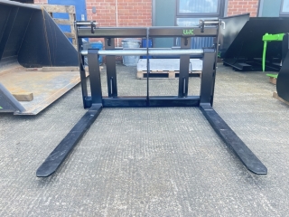 Telehandler Floating Pallet Forks 7