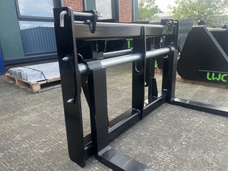 Telehandler Floating Pallet Forks 10