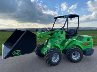 5 Series Avant Buckets 4