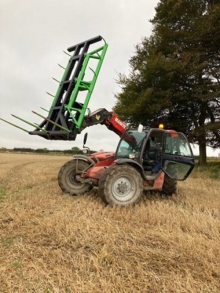 Spiked Bale Grabs 7