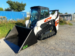 Skid Steer Buckets 7