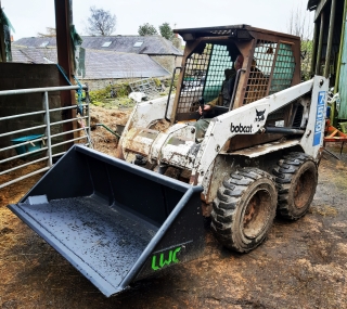 Skid Steer Buckets 4