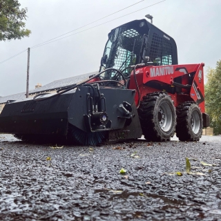 Skid Steer Sweepers 5
