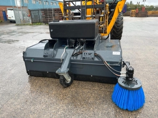 Telehandler Sweepers 29