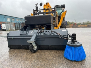 Telehandler Sweepers 3