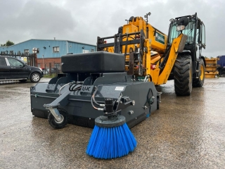 Telehandler Sweepers 27