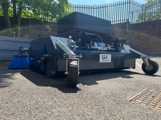 Telehandler Sweepers 23