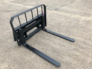 Skid Steer Pallet Forks (ITA) 3