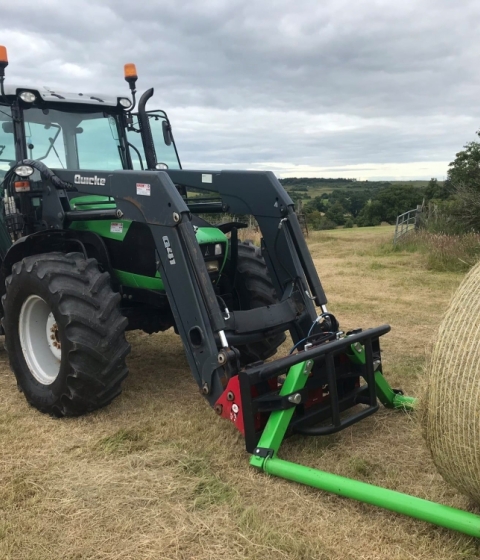 Bale Lifters (Tines In Rollers)
