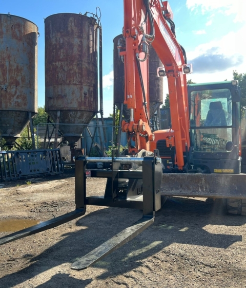 Excavator Pallet Forks