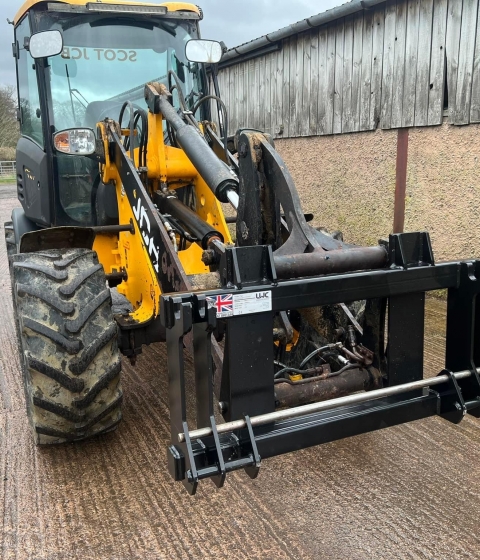 Adapter Plates / Interfaces