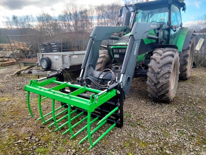 Muck Grabs (Tractor Loader)