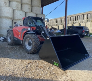 Telehandler Buckets 0
